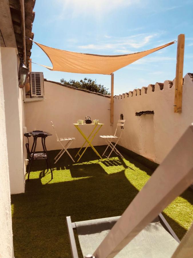Appartement Au Dernier Etage Avec Terrasse Et Belle Vue Sur Nature Environnante Roujan Eksteriør bilde